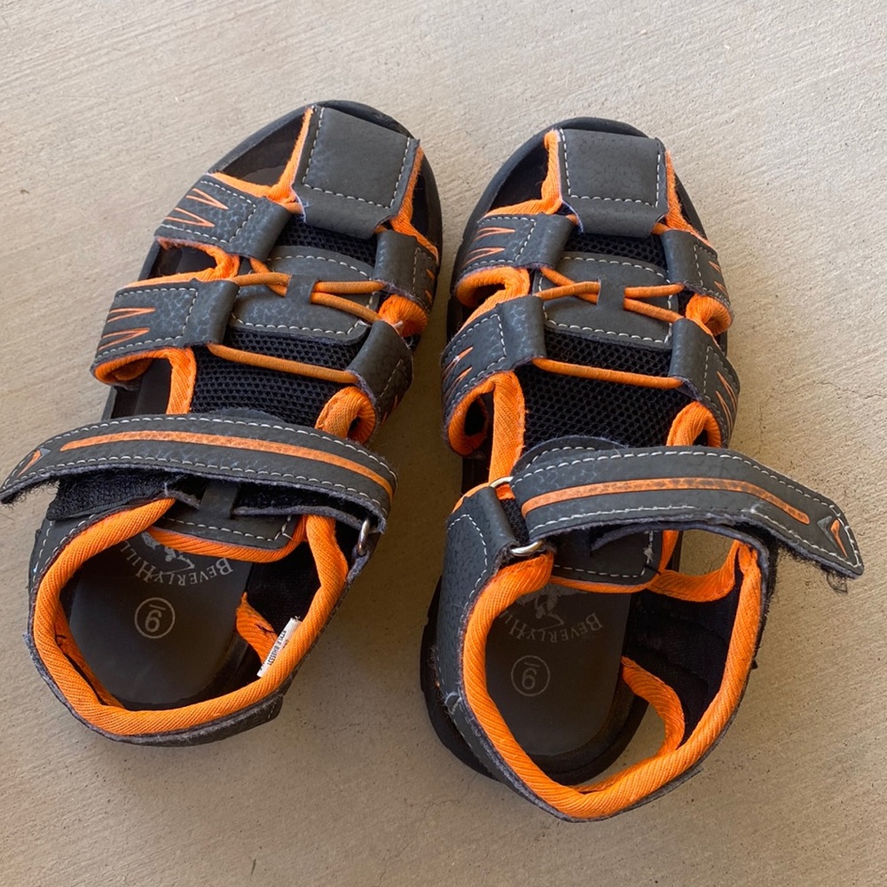 Beverly Hills polo club orange/black sandal